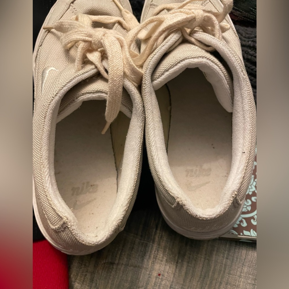 Nike Beige Canvas Sneakers - Picture 8 of 8